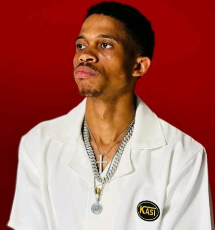 Download “Korobela” Mp3 By William Last KRM, is a captivating Afro-fusion track that showcases the artist’s signature blend of comed