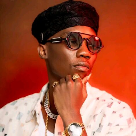 Download "Pensulo" (Pencil) Mp3 By Driemo,“Pensulo,” meaning pencil, is one of the most captivating songs by Driemo,