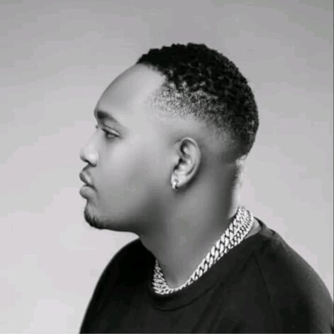 Download "Theba" Mp3 By Teddy Makadi,Teddy Makadi, one of the rising voices in Southern African music, delivers a deeply emotional